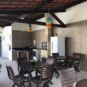 https://residencial-madakaru-chal-14.portodegalinhashotels.com